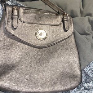 Michael Kors cross body pure
